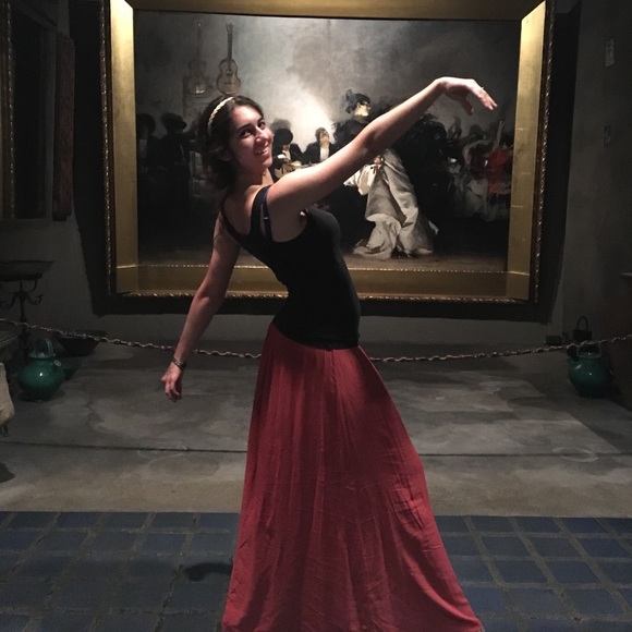 Easy Breezy Italian-Style Maxi Skirt - Picture 2 of 2